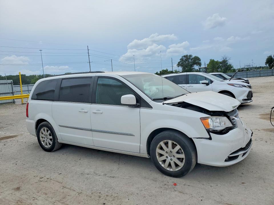 Снимка 4 от търг – 2016 CHRYSLER TOWN & COUNTRY с VIN 2C4RC1BG0GR229826
