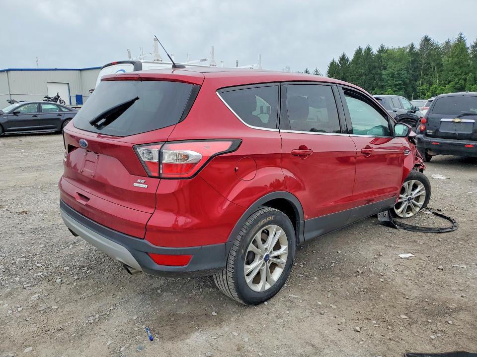 صورة رقم 3 من المزاد - 2017 FORD ESCAPE مع VIN 1FMCU0GDXHUD57082