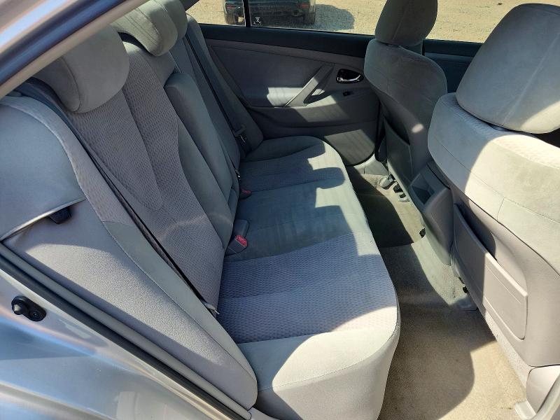 Photo 10 from auction – 2011 TOYOTA CAMRY with VIN 4T1BF3EK3BU152543