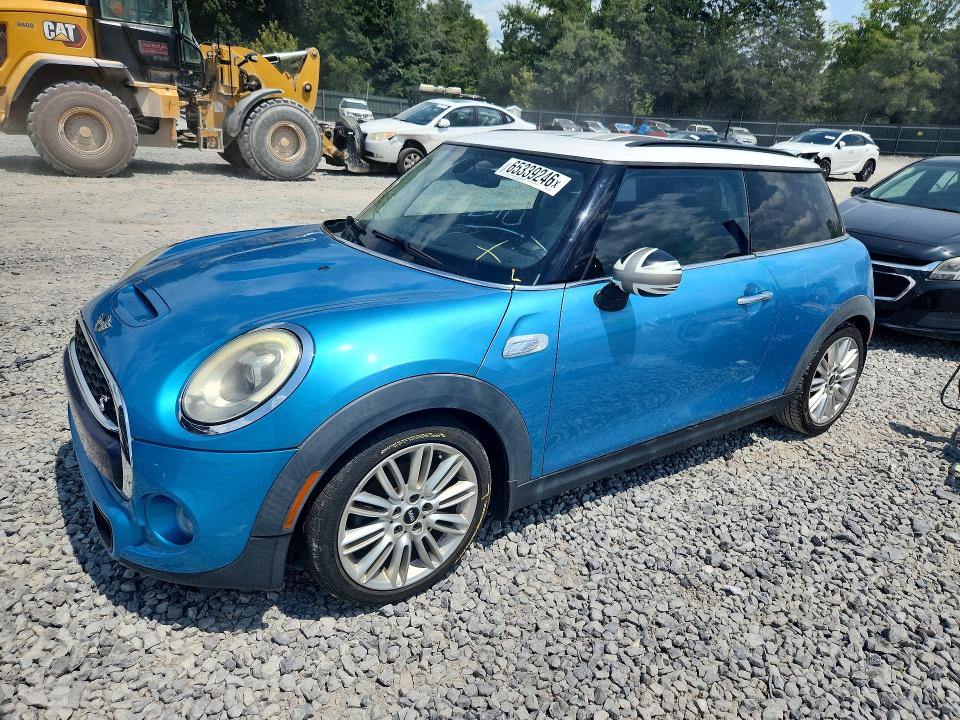 MINI COOPER 2016 with VIN WMWXP7C57G2A42948 - Photo from auction