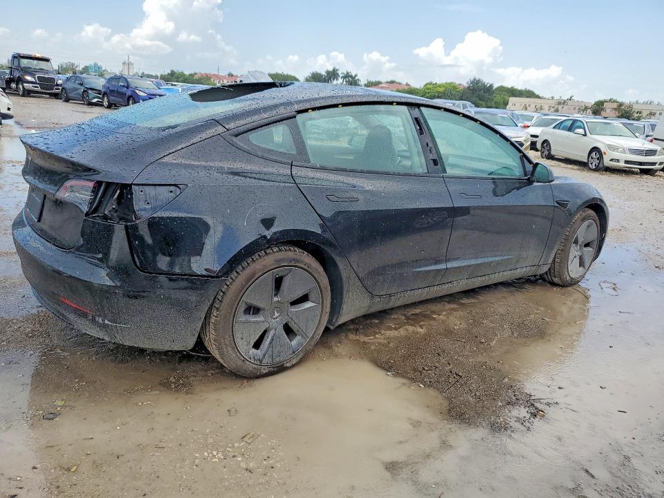 صورة رقم 3 من المزاد - 2023 TESLA MODEL 3 مع VIN 5YJ3E1EA5PF558511