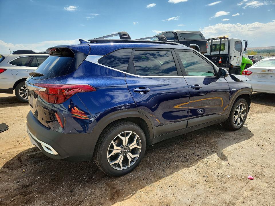 Photo 3 from auction – 2023 KIA SELTOS with VIN KNDERCAA5P7449597
