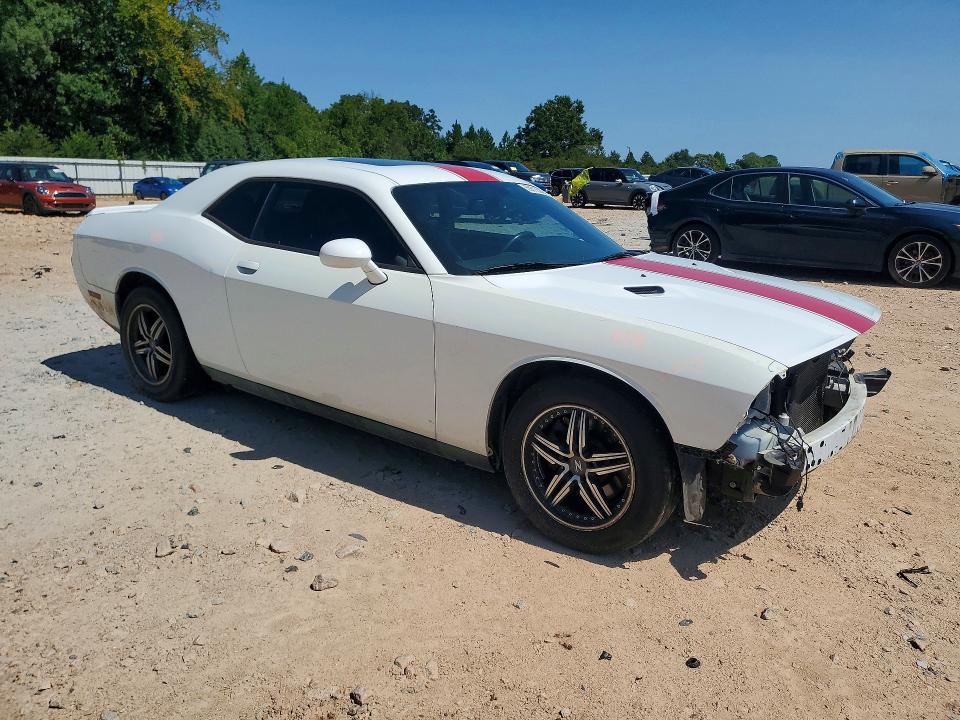 Photo 4 from auction – 2014 DODGE CHALLENGER with VIN 2C3CDYAG4EH304273
