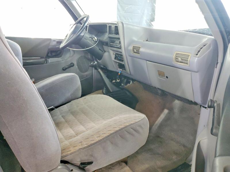 Photo 10 from auction – 1993 FORD RANGER with VIN 1FTCR10A9PUD06019