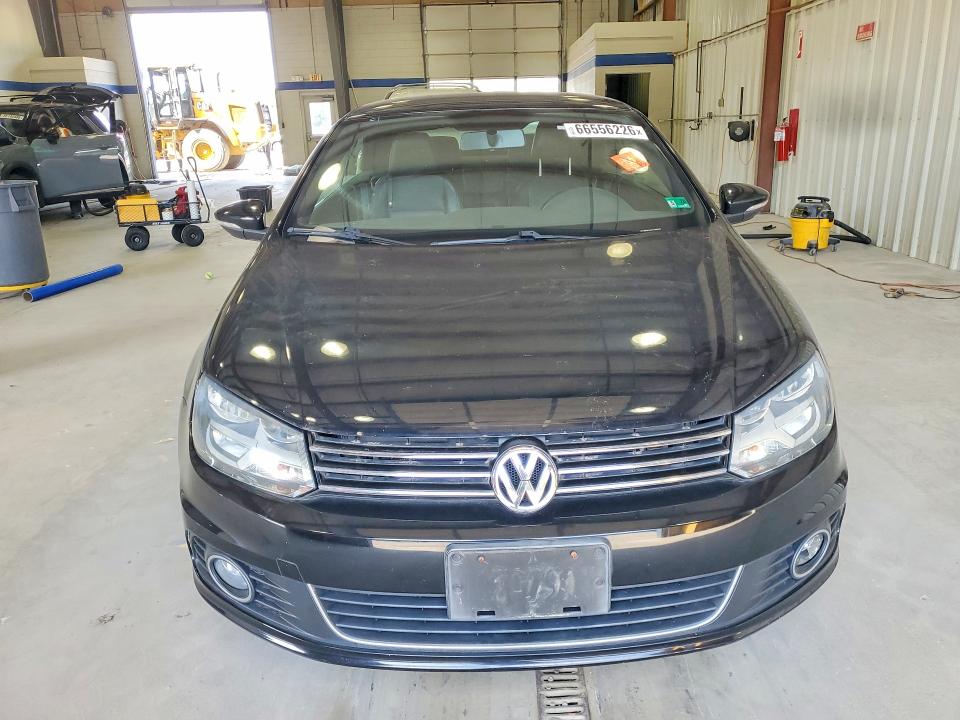 Photo 5 from auction – 2012 VOLKSWAGEN EOS with VIN WVWBW7AH4CV006346