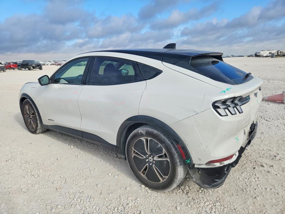 Photo 2 from auction – 2023 FORD MUSTANG MACH-E with VIN 3FMTK3S54PMA87714