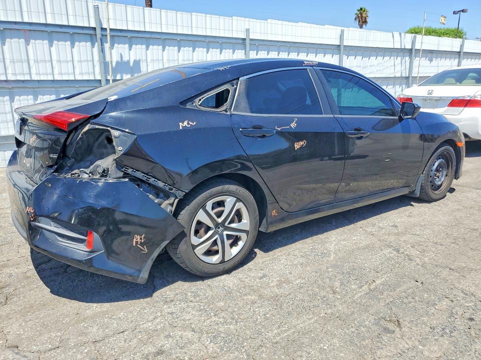 Photo 3 from auction – 2017 HONDA CIVIC with VIN 2HGFC2F52HH575838