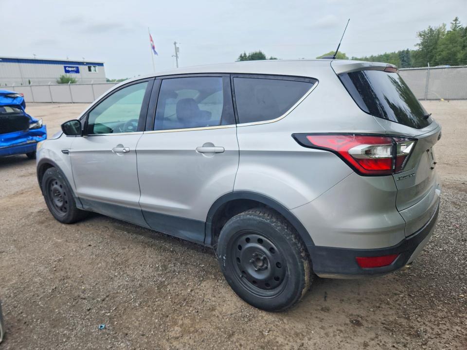Photo 2 from auction – 2017 FORD ESCAPE with VIN 1FMCU0GD5HUE60815