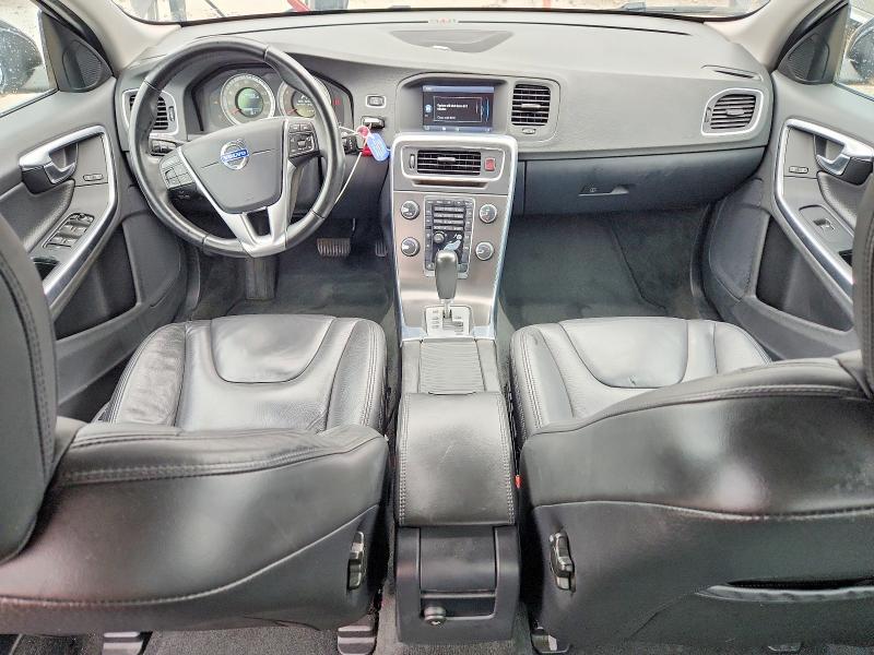 Photo 8 from auction – 2012 VOLVO S60 with VIN YV1622FS8C2042993