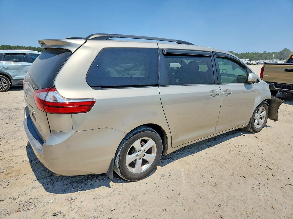 Photo 3 from auction – 2015 TOYOTA SIENNA with VIN 5TDKK3DC9FS541126