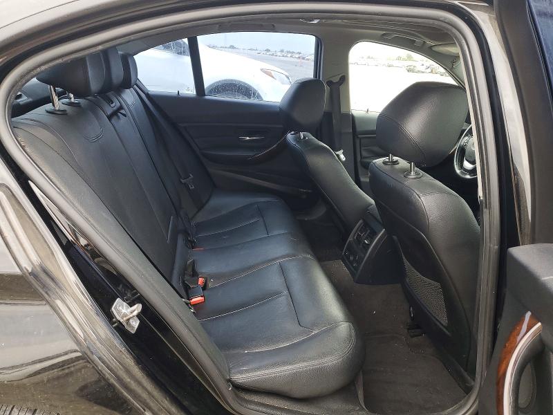 Photo 10 from auction – 2015 BMW 328 with VIN WBA3B3G53FNT17208