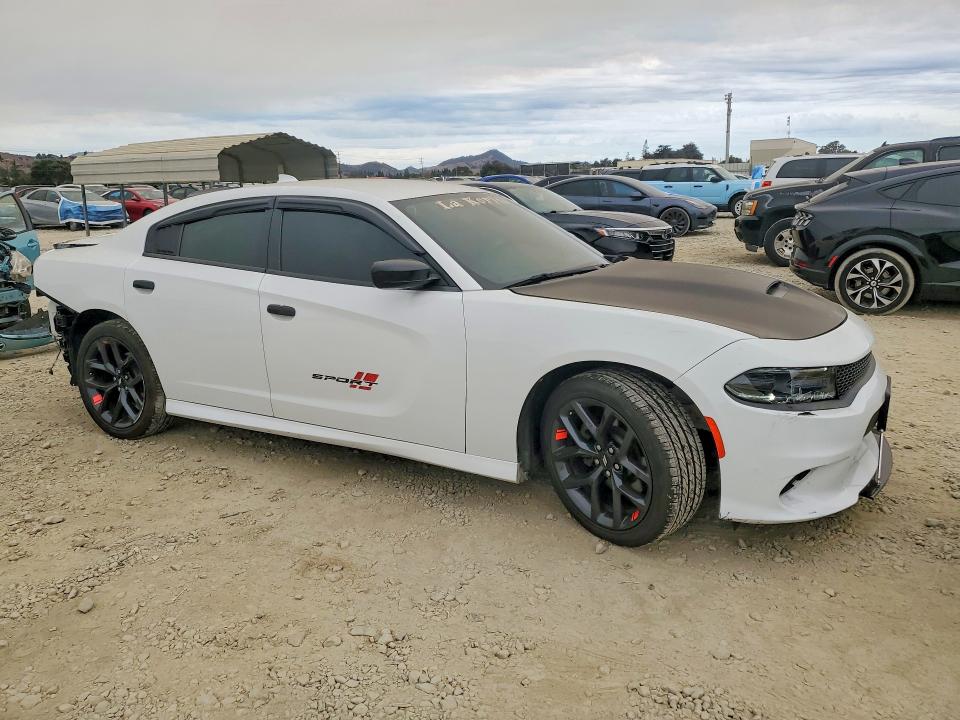 Снимка 4 от търг – 2019 DODGE CHARGER с VIN 2C3CDXHG0KH701149