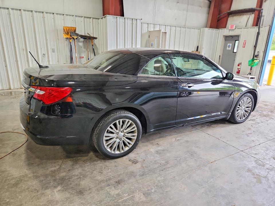 Photo 3 from auction – 2012 CHRYSLER 200 with VIN 1C3BCBFG2CN151594