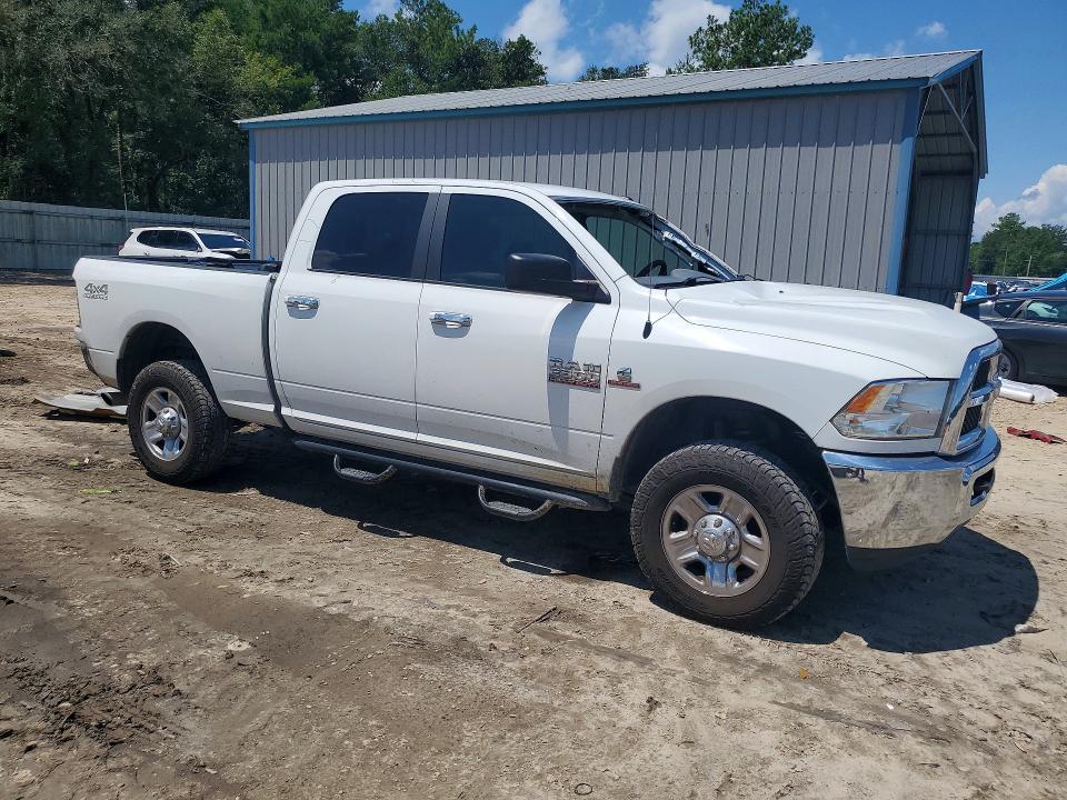 Photo 4 from auction – 2017 RAM 2500 with VIN 3C6UR5DL8HG700002