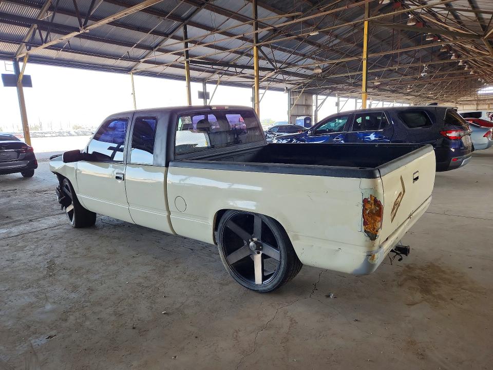 Photo 2 from auction – 1994 CHEVROLET GMT-400 with VIN 2GCEC19K2R1151091
