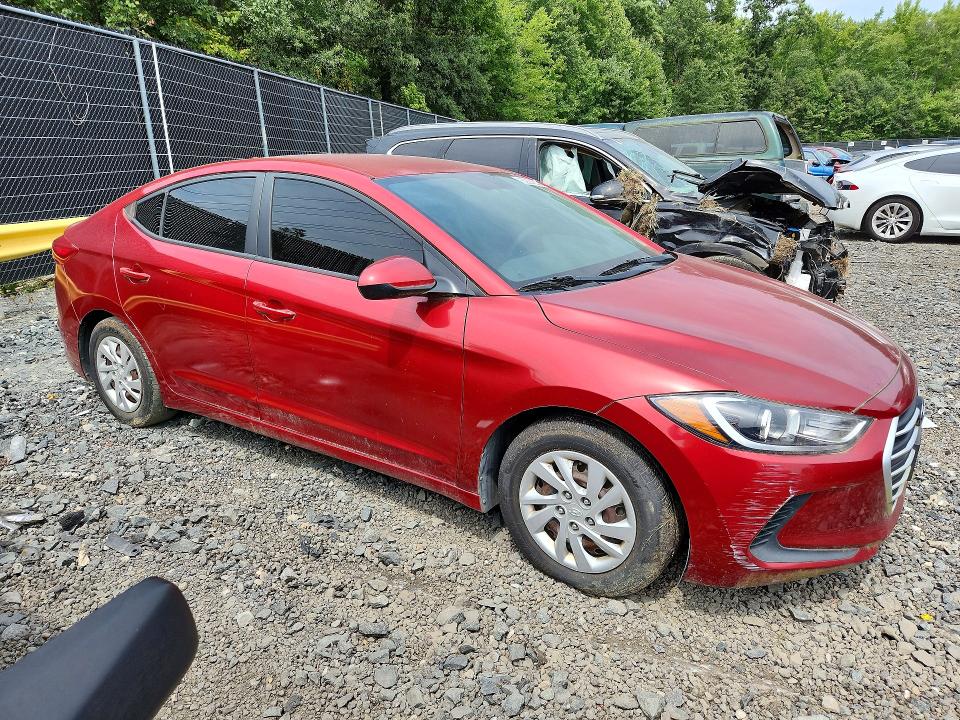 Photo 4 from auction – 2017 HYUNDAI ELANTRA with VIN 5NPD74LF6HH135714