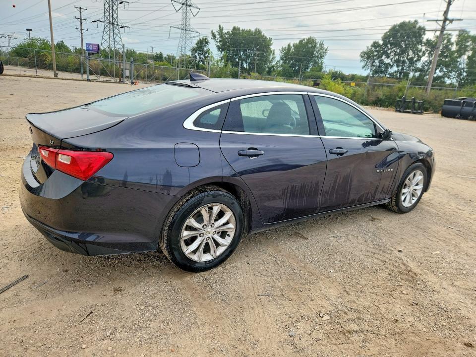 Photo 3 from auction – 2023 CHEVROLET MALIBU with VIN 1G1ZD5ST9PF134196