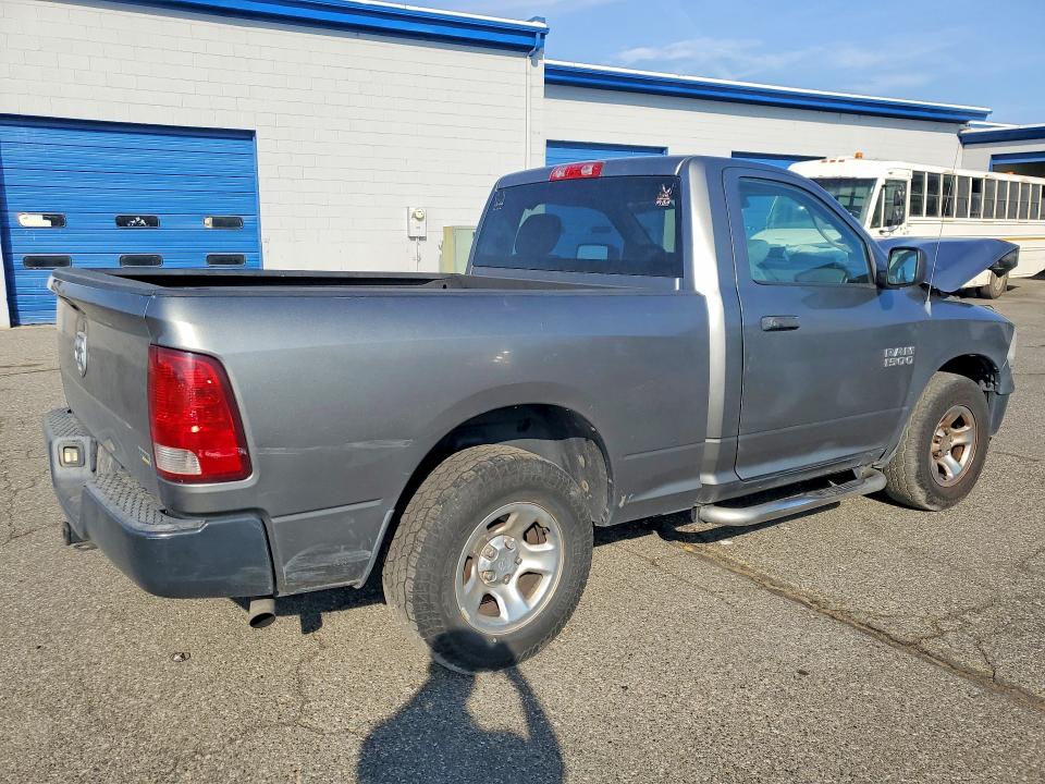 Photo 3 from auction – 2013 RAM 1500 with VIN 3C6JR6AP0DG516067
