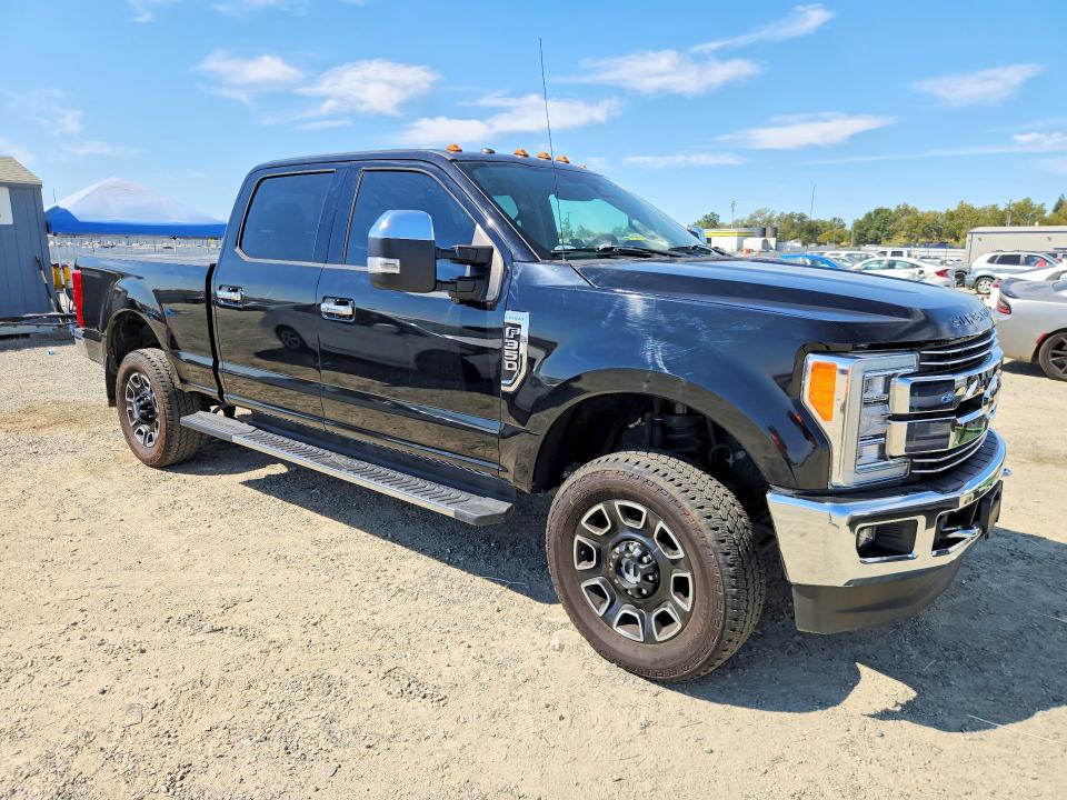 Photo 4 from auction – 2017 FORD F350 with VIN 1FT8W3BT0HEF29862