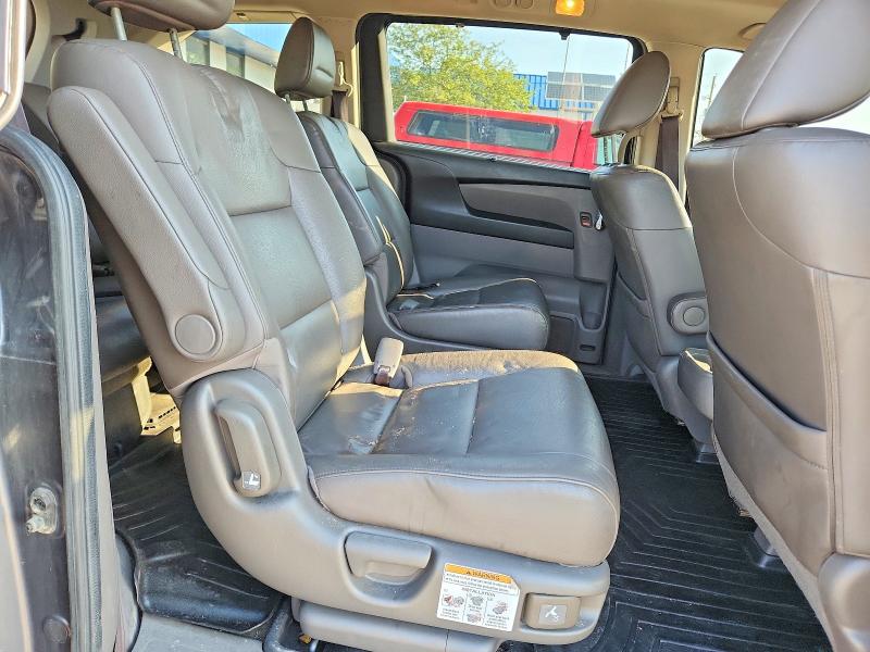 Photo 11 from auction – 2015 HONDA ODYSSEY with VIN 5FNRL5H61FB077071