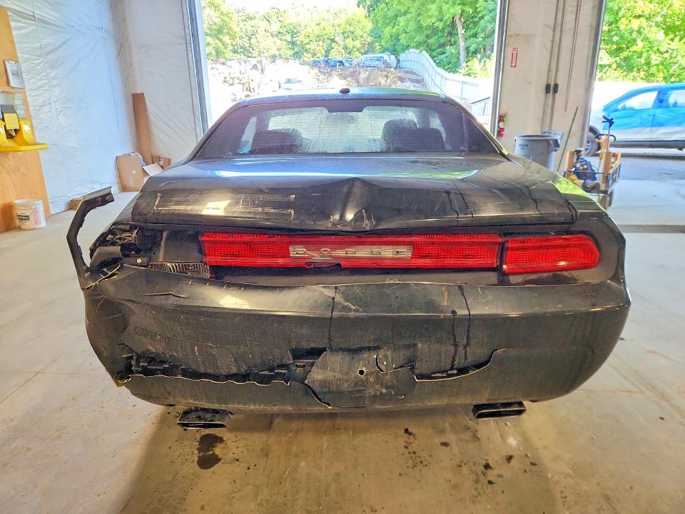 Photo 6 from auction – 2014 DODGE CHALLENGER with VIN 2C3CDYAG2EH208593