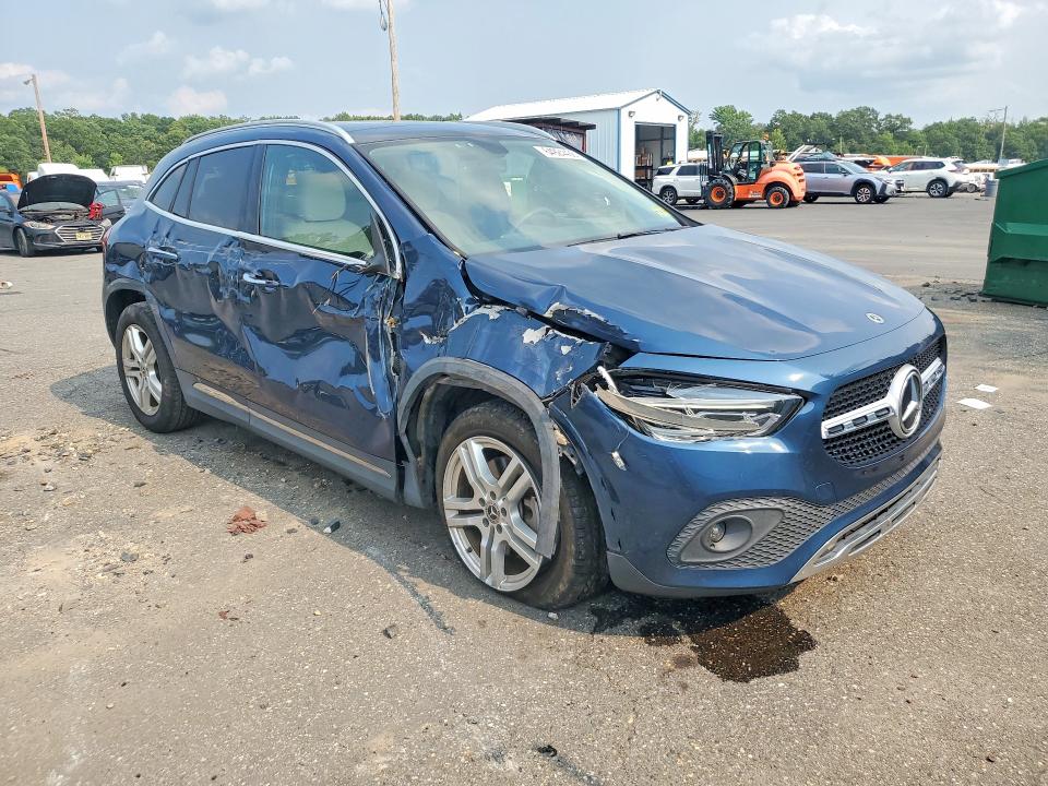Photo 4 from auction – 2021 MERCEDES-BENZ GLA with VIN W1N4N4HB2MJ215744