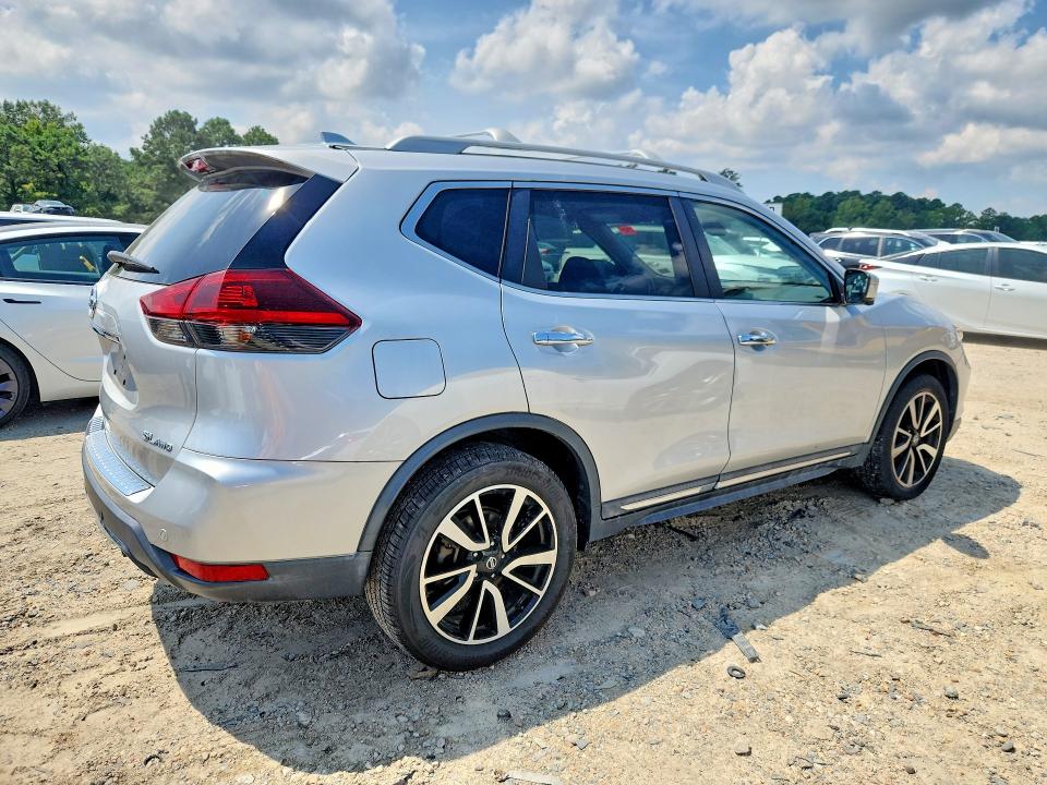 Photo 3 from auction – 2019 NISSAN ROGUE with VIN 5N1AT2MV4KC783933