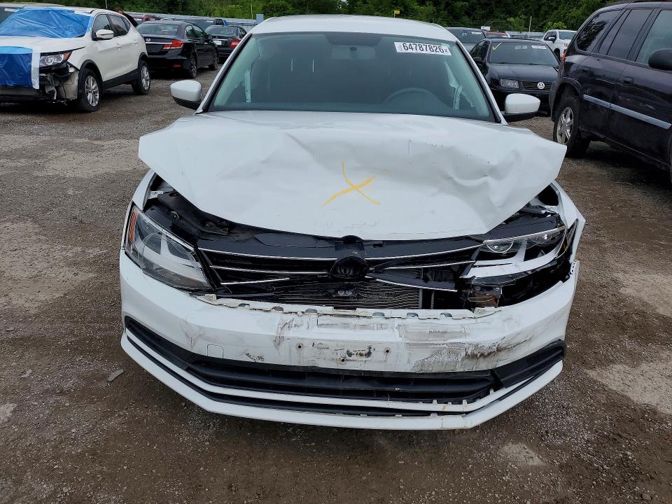 Photo 5 from auction – 2017 VOLKSWAGEN JETTA with VIN 3VW2B7AJ1HM216660