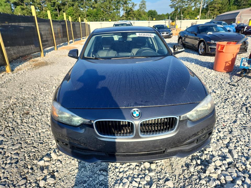 Photo 5 from auction – 2017 BMW 320 with VIN WBA8E1G57HNU13461