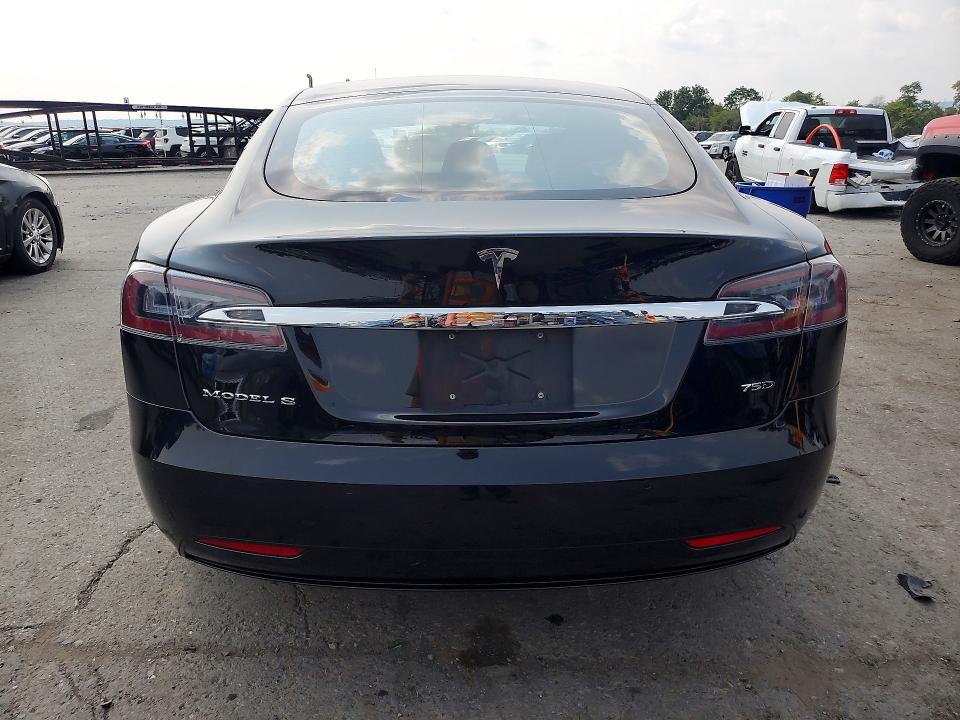 Photo 6 from auction – 2018 TESLA MODEL S with VIN 5YJSA1E23JF264757