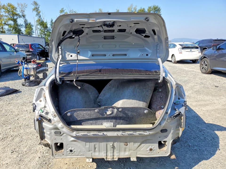 Photo 6 from auction – 2017 HONDA CIVIC with VIN 2HGFC2F56HH569315