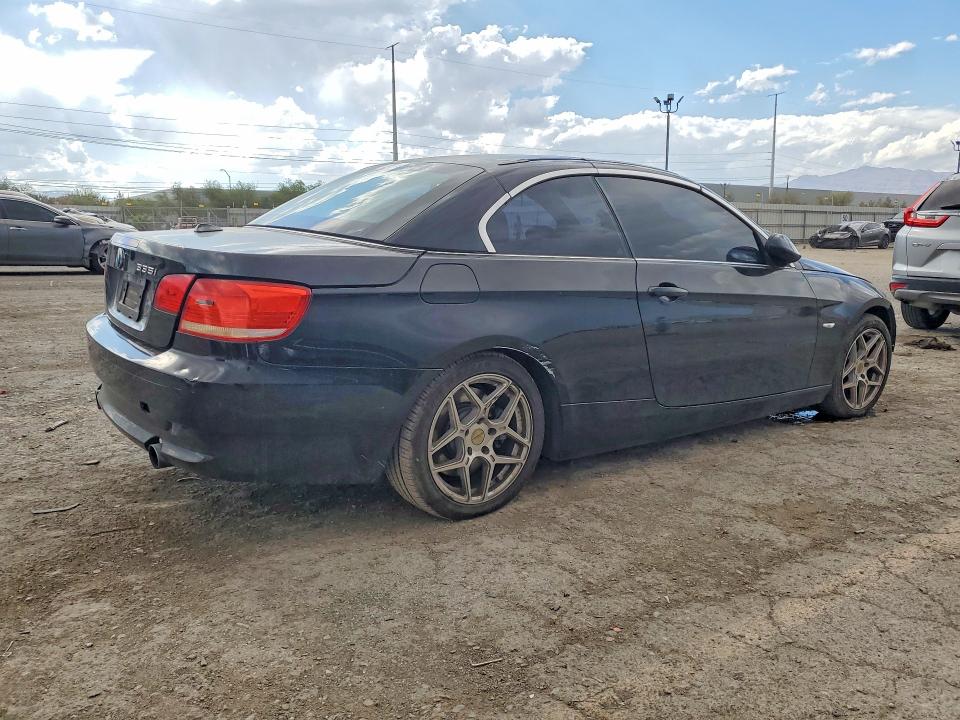Photo 3 from auction – 2009 BMW 335 with VIN WBAWL73549P179503