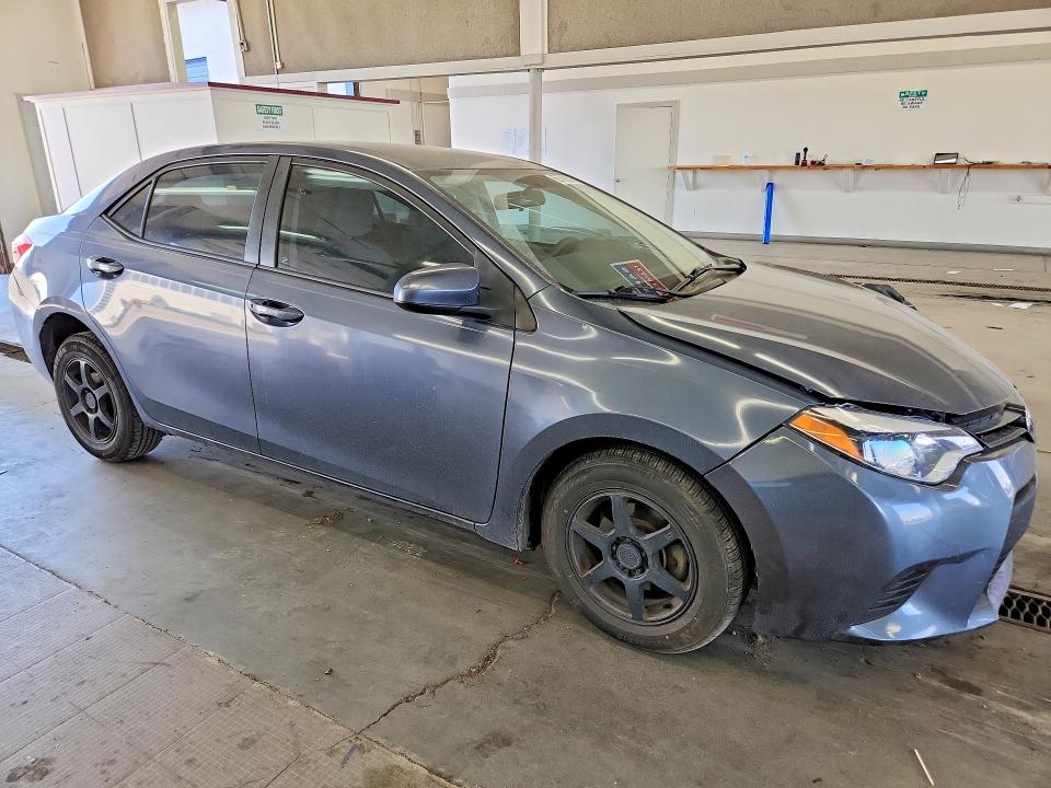 Zdjęcie 4 z aukcji – 2016 TOYOTA COROLLA z VIN 5YFBURHE4GP541294