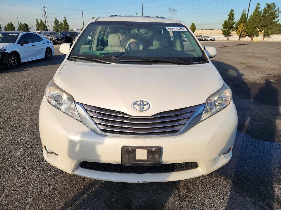 Photo 5 from auction – 2016 TOYOTA SIENNA with VIN 5TDDK3DC0GS130451