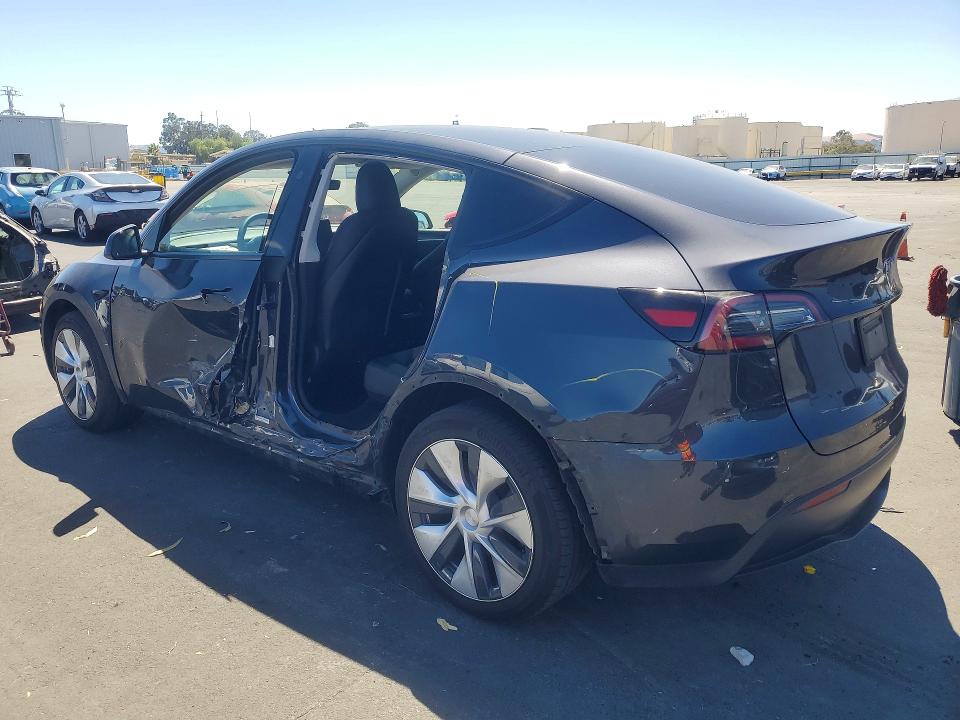 Photo 2 from auction – 2024 TESLA MODEL Y with VIN 7SAYGDEEXRF025256