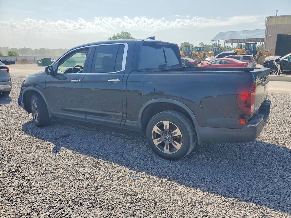 Photo 2 from auction – 2017 HONDA RIDGELINE with VIN 5FPYK3F75HB035026