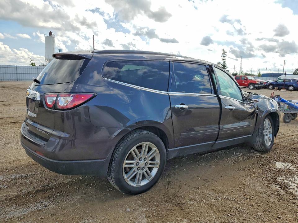 Photo 3 from auction – 2015 CHEVROLET TRAVERSE with VIN 1GNKVGKD0FJ222826