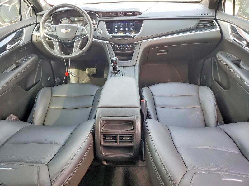 Photo 8 from auction – 2025 CADILLAC XT5 with VIN 1GYKNCRS1SZ102559