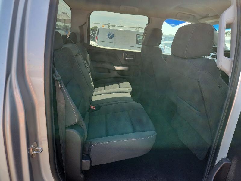 Photo 10 from auction – 2018 CHEVROLET SILVERADO with VIN 3GCUKRECXJG540875