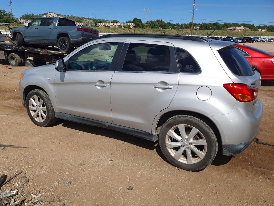 Photo 2 from auction – 2014 MITSUBISHI OUTLANDER SPORT with VIN 4A4AP4AU5EE030641