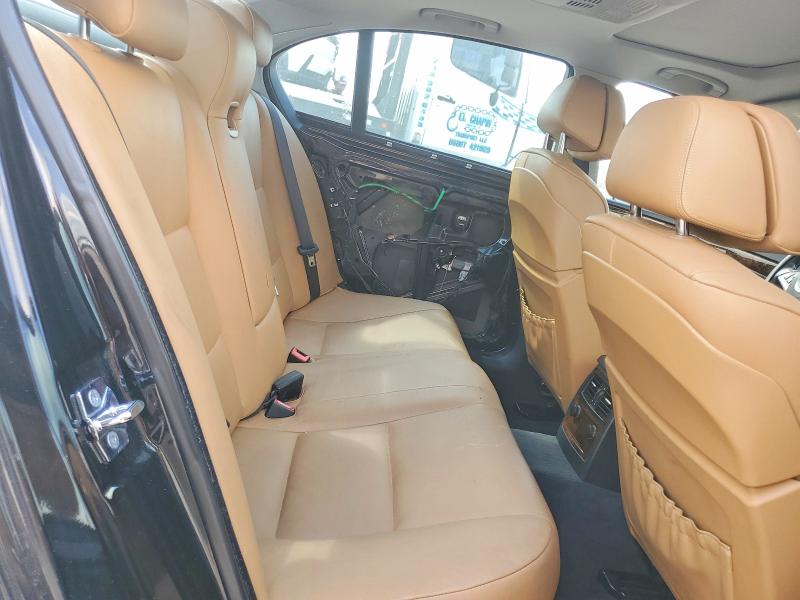 Foto 10 de la subasta – 2010 BMW 528 con VIN WBANU5C53AC124338