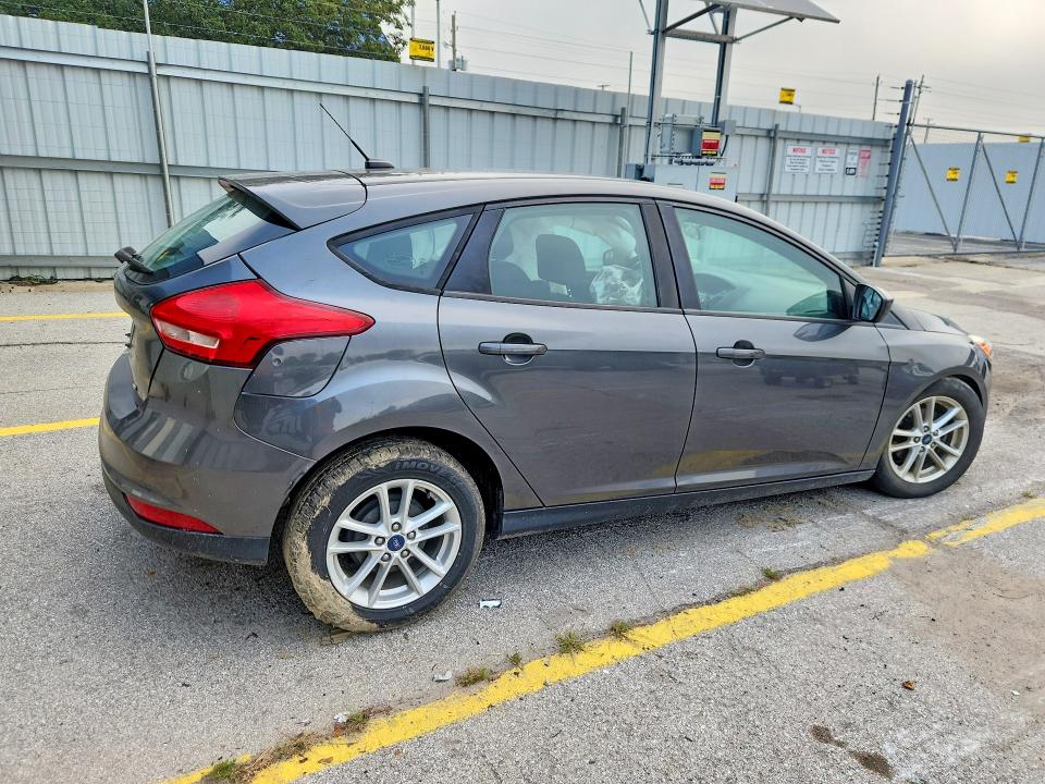 Photo 3 from auction – 2018 FORD FOCUS with VIN 1FADP3K28JL297604