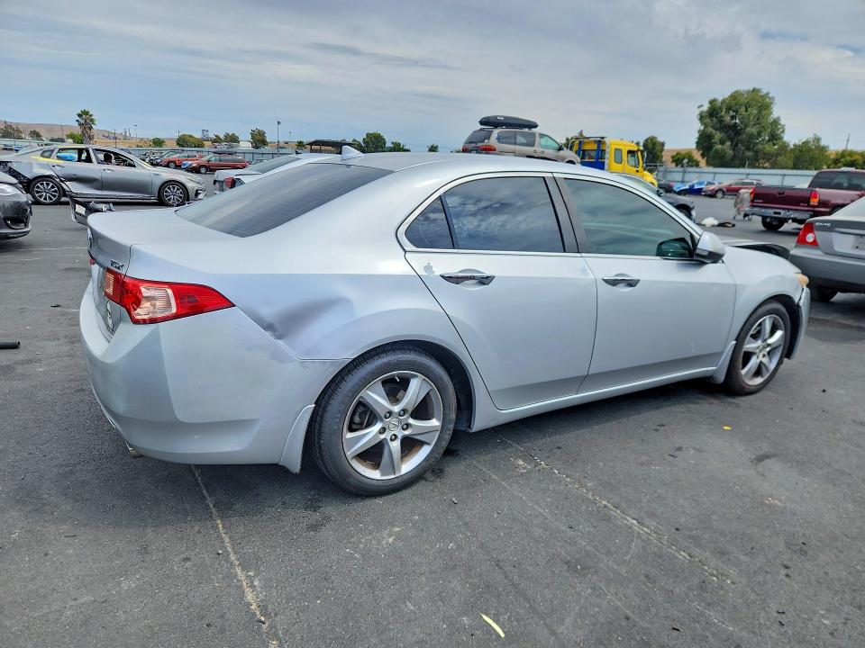 صورة رقم 3 من المزاد - 2011 ACURA TSX مع VIN JH4CU2F66BC018642