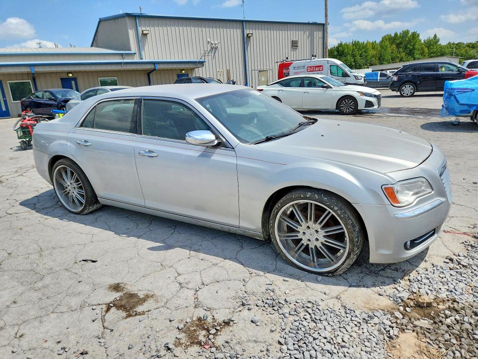 Photo 4 from auction – 2012 CHRYSLER 300 with VIN 2C3CCACG4CH308974
