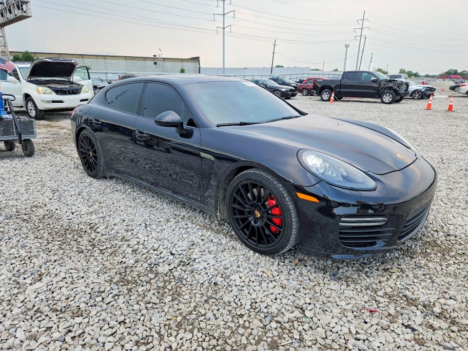 Photo 4 from auction – 2016 PORSCHE PANAMERA with VIN WP0AF2A79GL081387