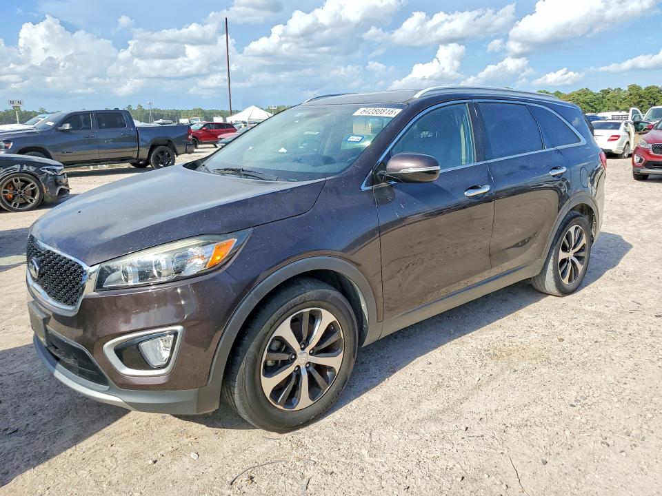 KIA SORENTO 2016 with VIN 5XYPH4A51GG077117 - Photo from auction