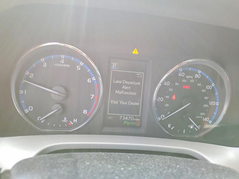 Photo 9 from auction – 2016 TOYOTA RAV4 with VIN 2T3DFREV9GW492008