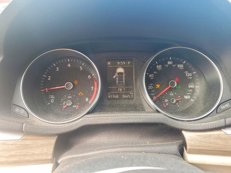 Photo 9 from auction – 2016 VOLKSWAGEN PASSAT with VIN 1VWBT7A32GC014828
