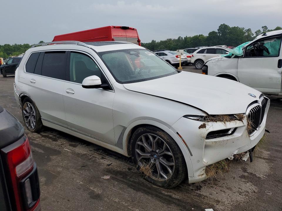 Photo 4 from auction – 2024 BMW X7 with VIN 5UX23EM01R9U66583