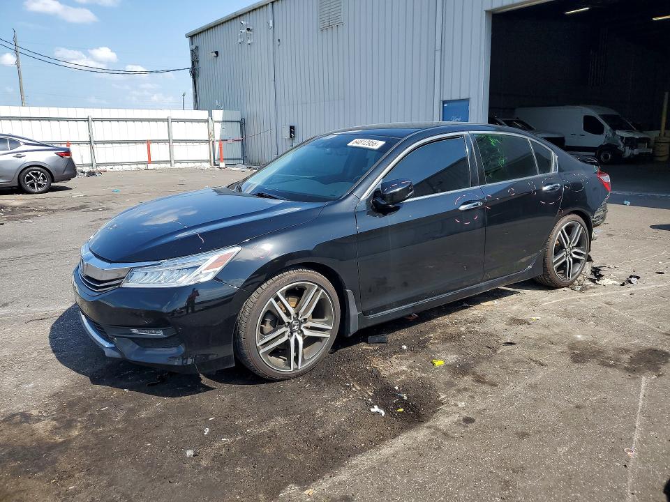 HONDA ACCORD 2017 with VIN 1HGCR3F99HA026307 - Photo from auction